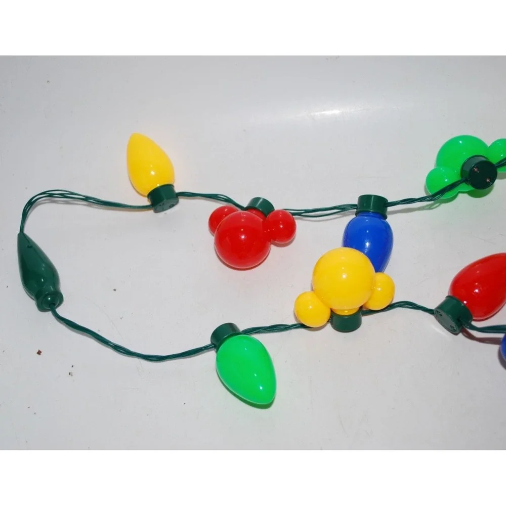 Disney Mickey Christmas Bulb Light-Up Necklace – London Disney Store Exclusive - Picture 3 of 3